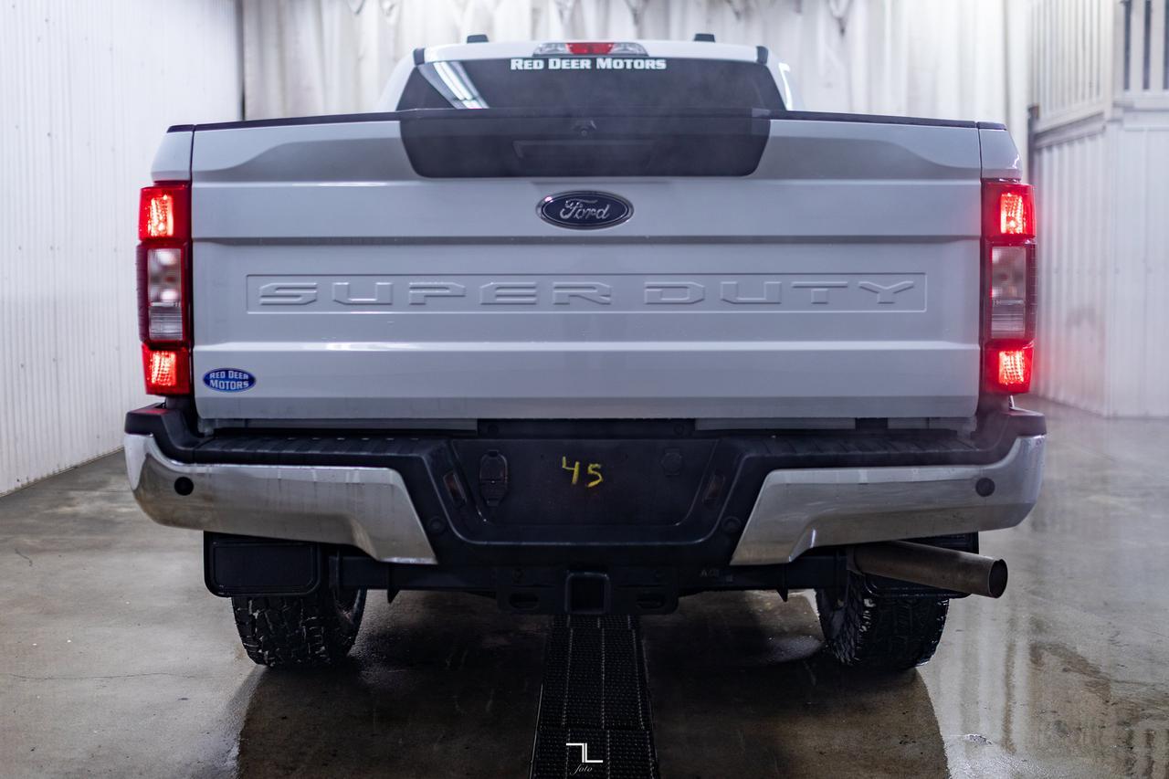 2022 Ford F-250 4x4 Crew Cab XLT FX4 PSeat BCam Red Deer AB
