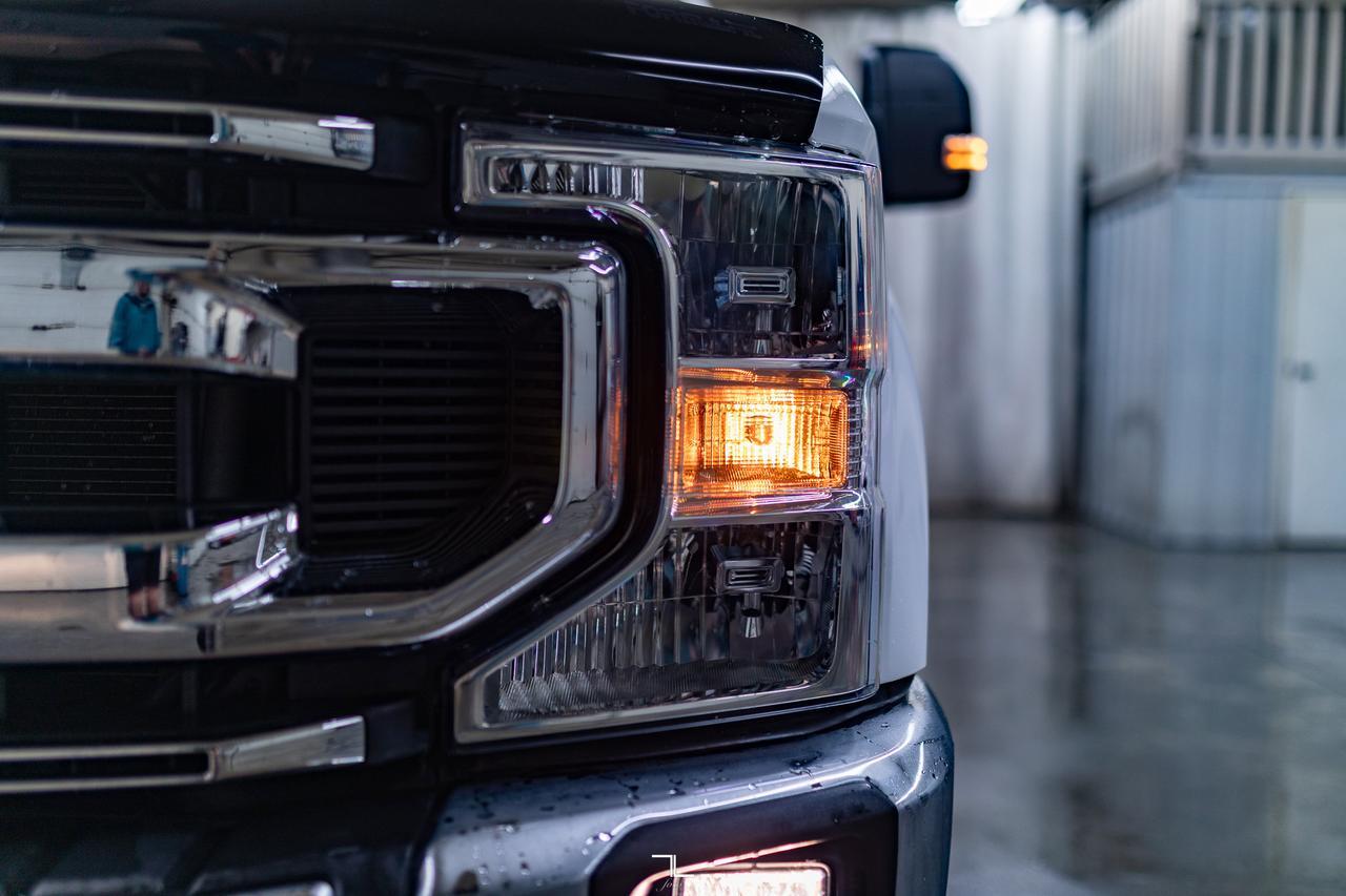 2022 Ford F-250 4x4 Crew Cab XLT FX4 PSeat BCam Red Deer AB