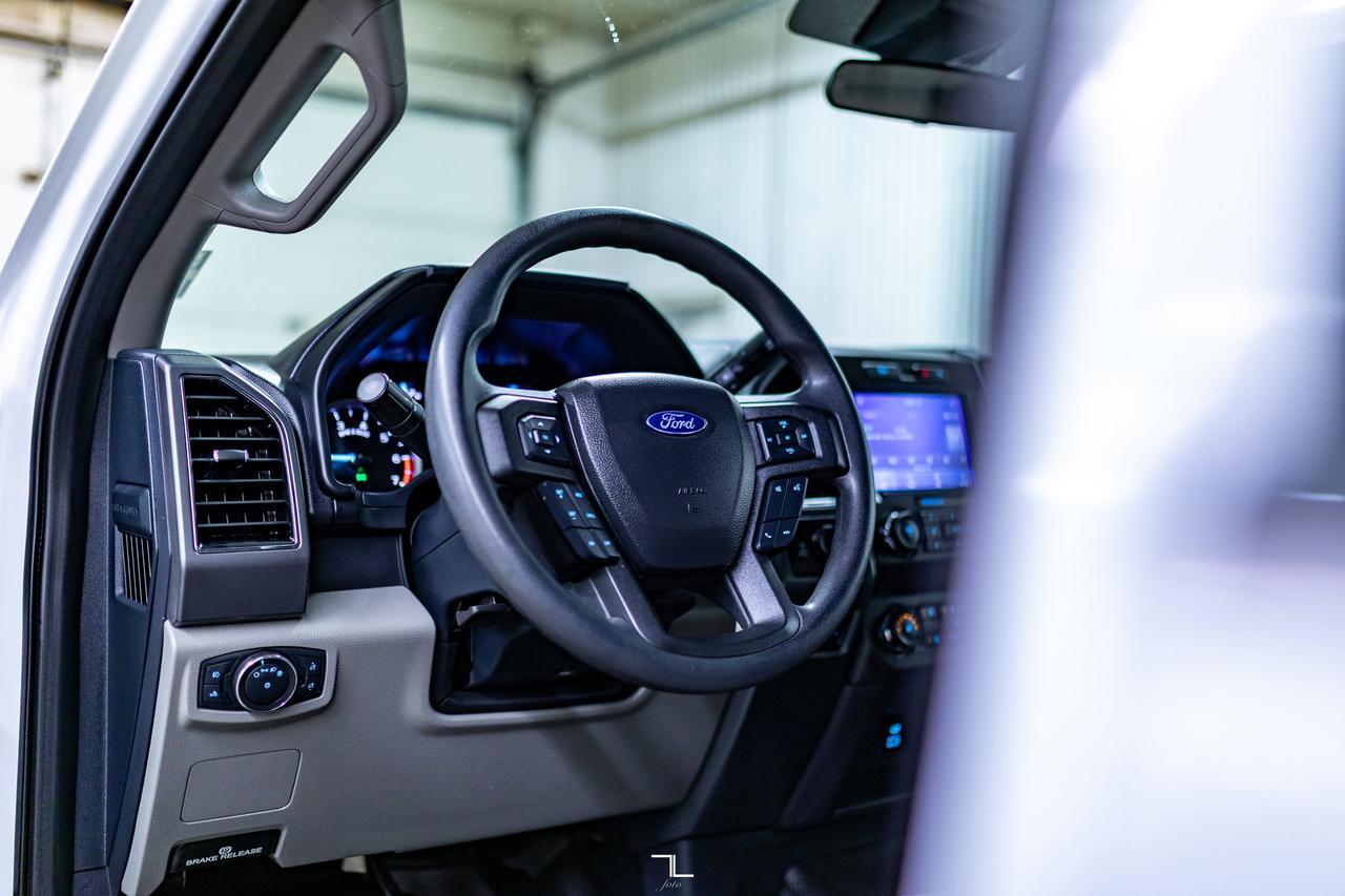 2022 Ford F-250 4x4 Crew Cab XLT FX4 PSeat BCam Red Deer AB