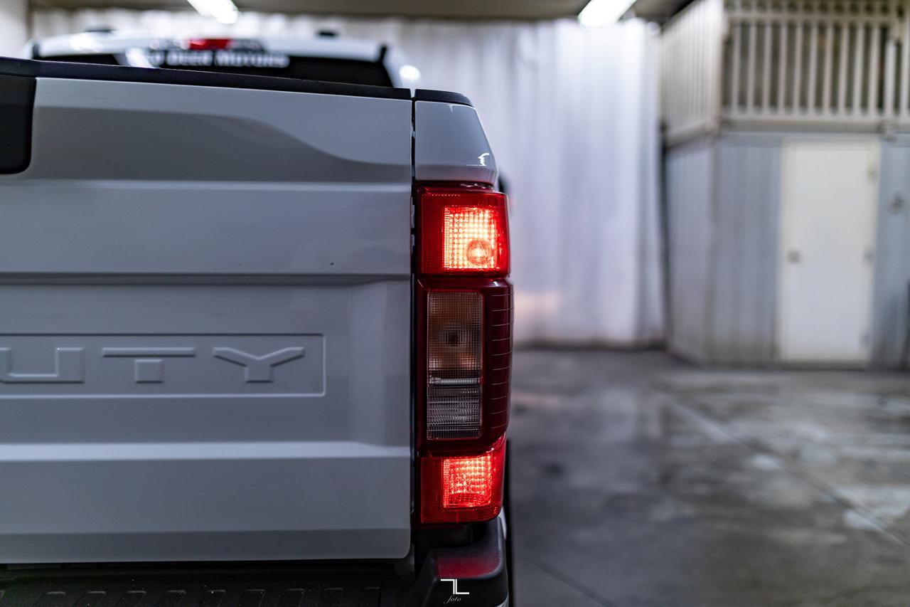 2022 Ford F-250 4x4 Crew Cab XLT FX4 PSeat BCam Red Deer AB