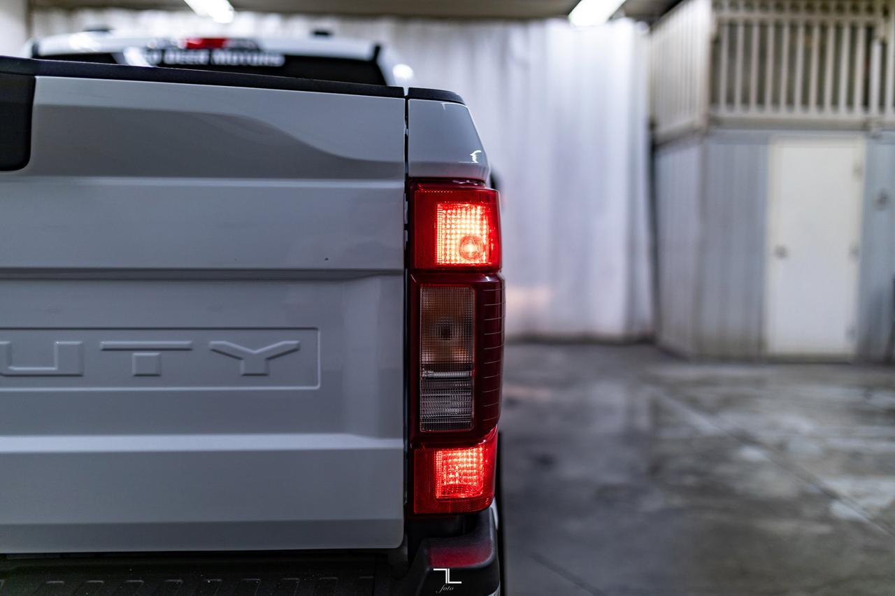 2022 Ford F-250 4x4 Crew Cab XLT FX4 PSeat BCam Red Deer AB