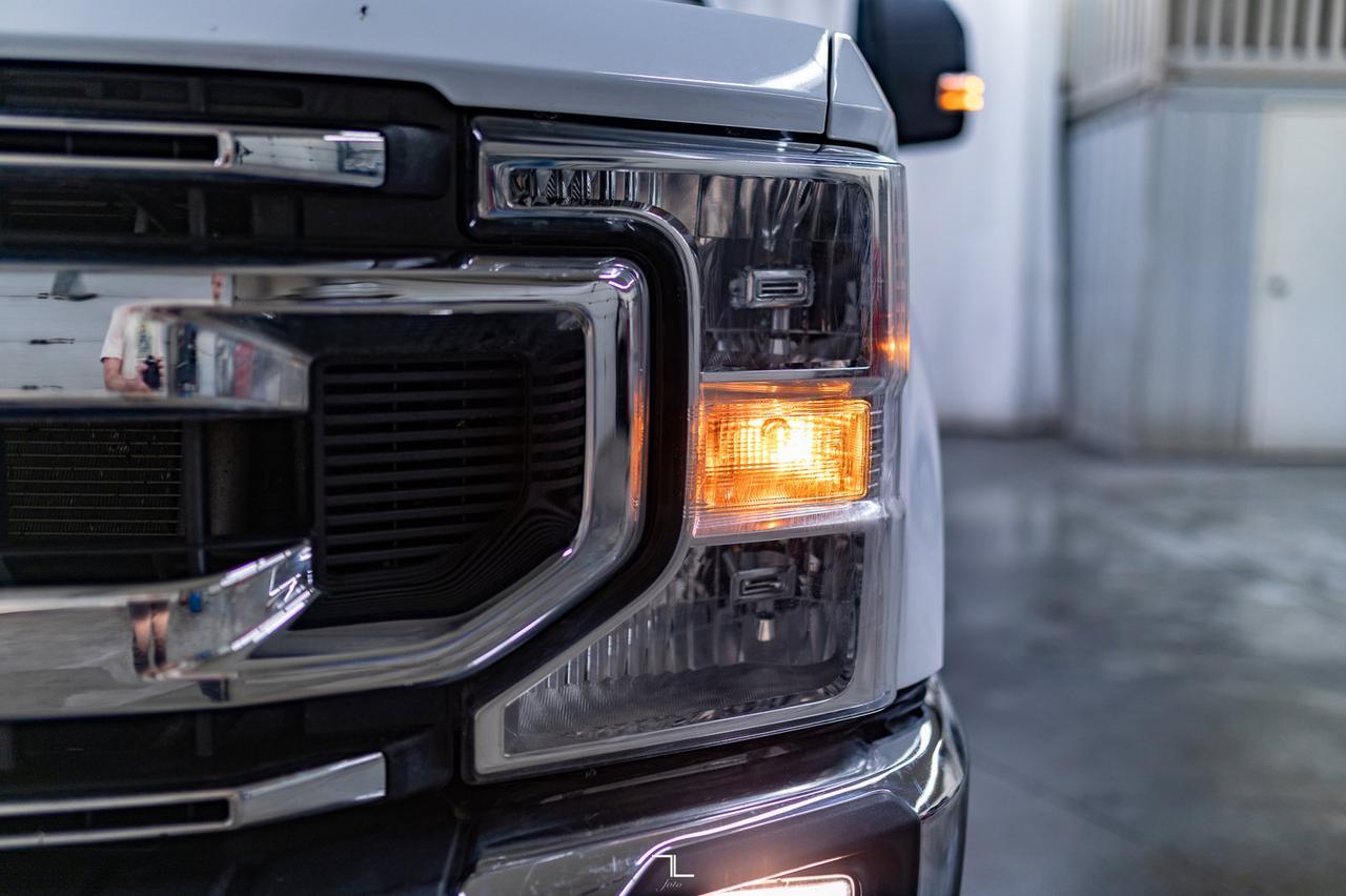 2022 Ford F-250 4x4 Crew Cab XLT FX4 PSeat BCam Red Deer AB