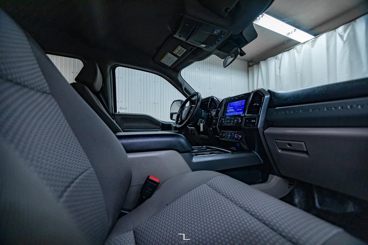 2022 Ford F-250 4x4 Crew Cab XLT FX4 PSeat BCam Red Deer AB