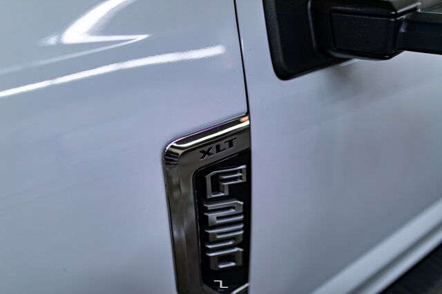 2022 Ford F-250 4x4 Crew Cab XLT FX4 PSeat BCam Red Deer AB