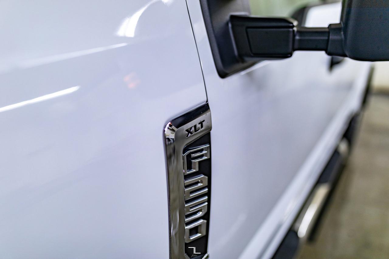 2022 Ford F-250 4x4 Crew Cab XLT FX4 PSeat BCam Red Deer AB