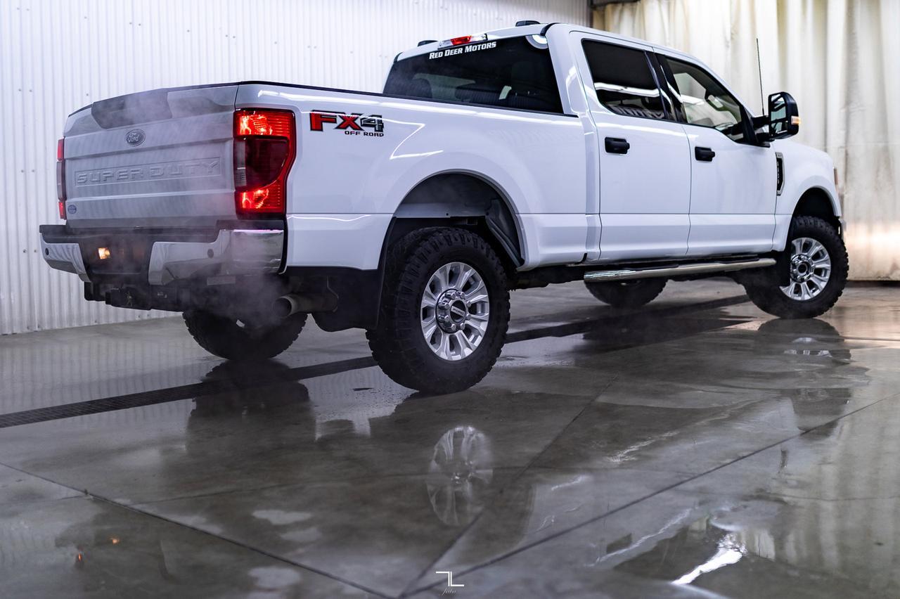 2022 Ford F-250 4x4 Crew Cab XLT FX4 PSeat BCam Red Deer AB