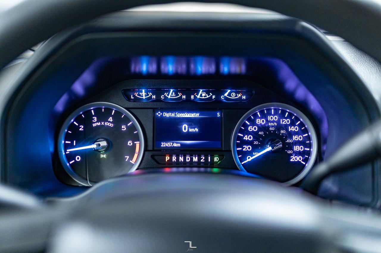 2022 Ford F-250 4x4 Crew Cab XLT FX4 PSeat BCam Red Deer AB