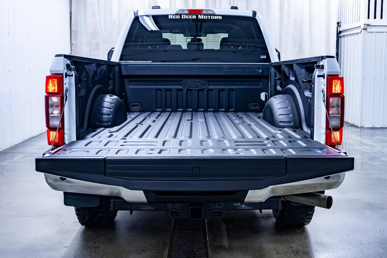 2022 Ford F-250 4x4 Crew Cab XLT FX4 Pseat Bcam Red Deer AB