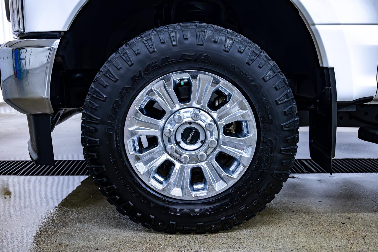 2022 Ford F-250 4x4 Crew Cab XLT FX4 Pseat Bcam Red Deer AB