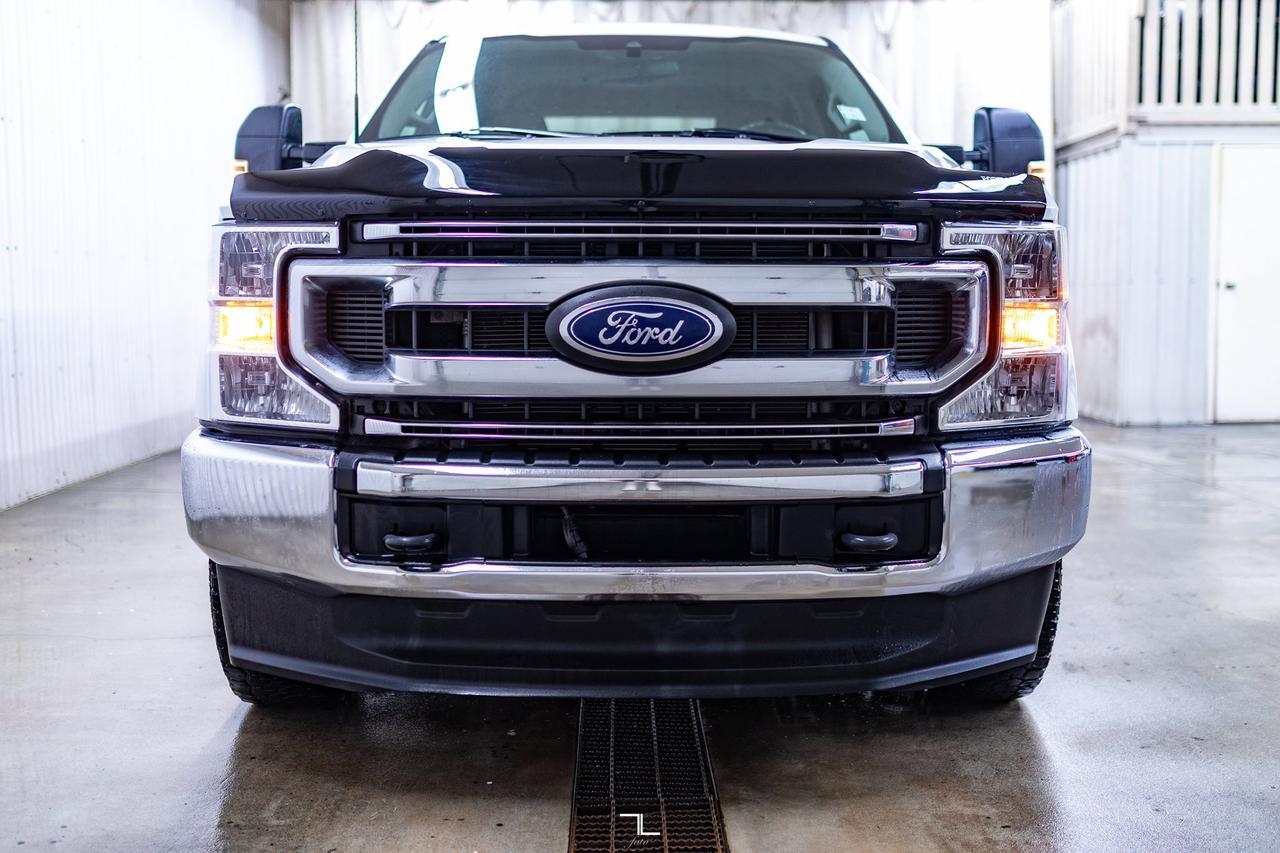 2022 Ford F-250 4x4 Crew Cab XLT Longbox PSeat BCam Red Deer AB