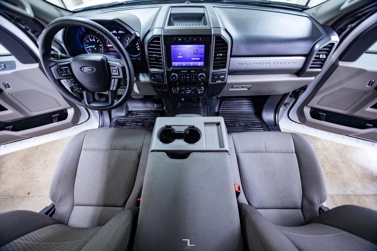 2022 Ford F-250 4x4 Crew Cab XLT Longbox PSeat BCam Red Deer AB