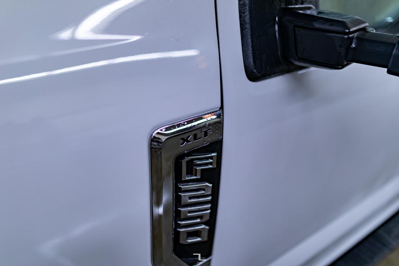 2022 Ford F-250 4x4 Crew Cab XLT Longbox PSeat BCam Red Deer AB