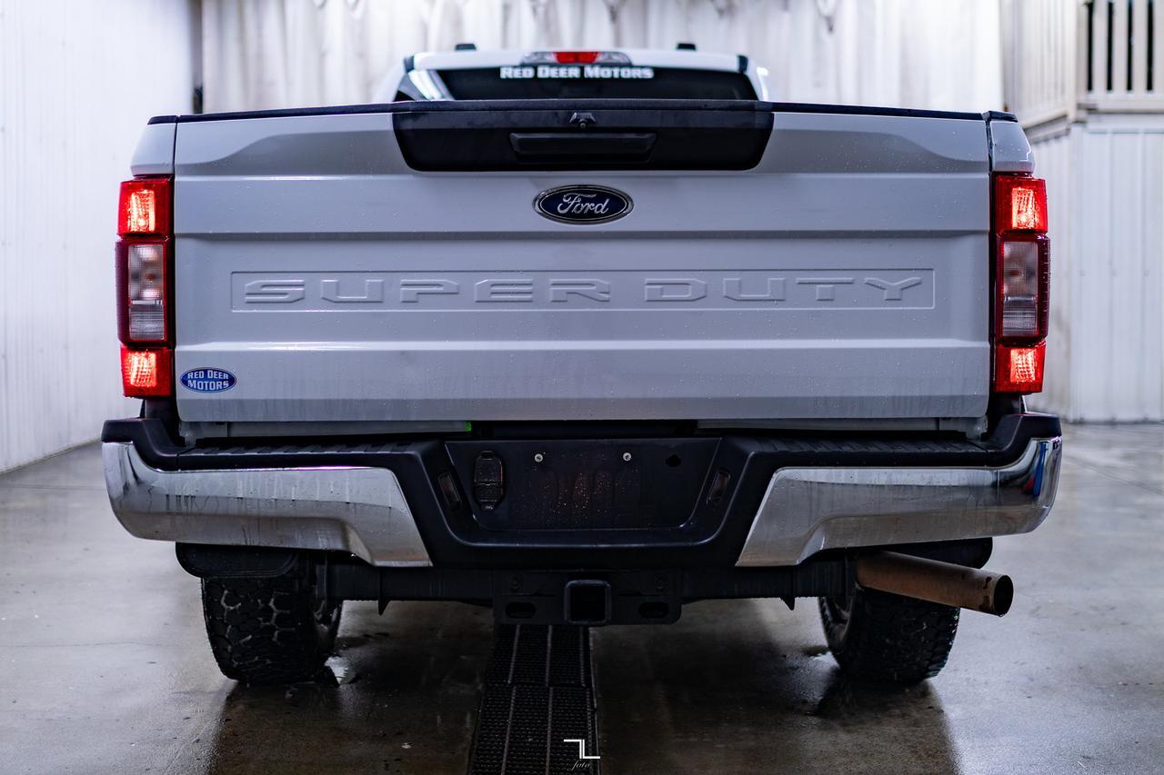 2022 Ford F-250 4x4 Crew Cab XLT Longbox PSeat BCam Red Deer AB