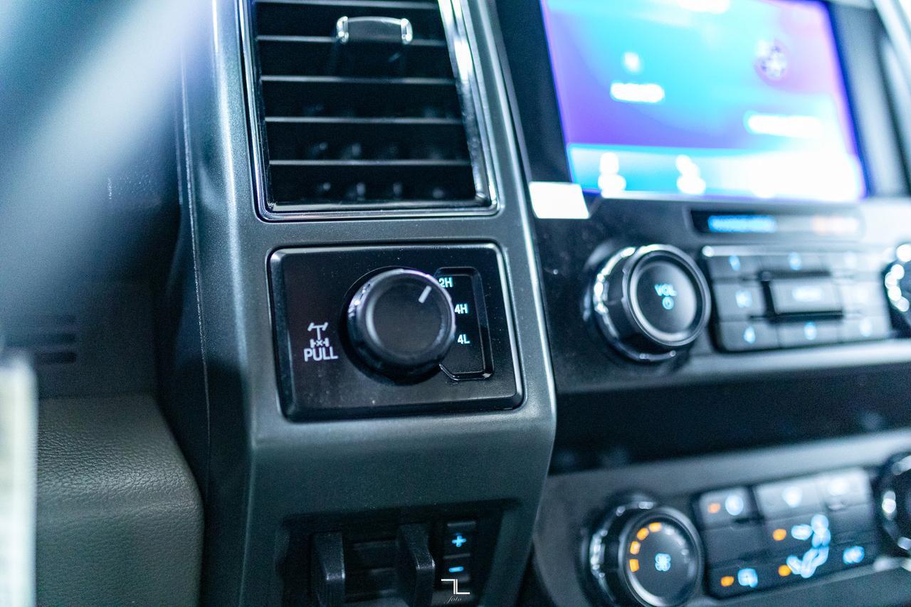 2022 Ford F-250 4x4 Crew Cab XLT Longbox PSeat BCam Red Deer AB