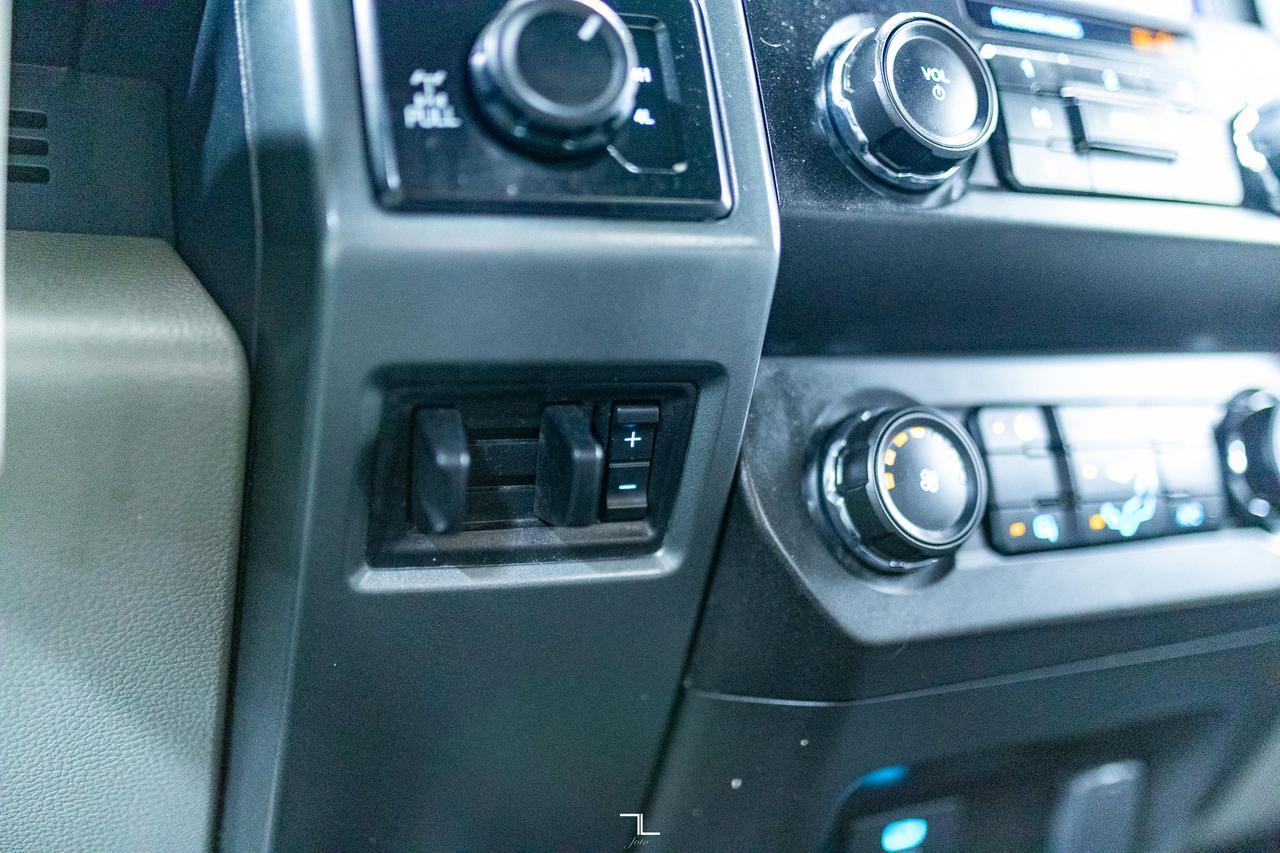 2022 Ford F-250 4x4 Crew Cab XLT Longbox PSeat BCam Red Deer AB