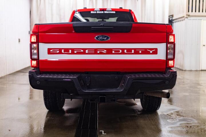 2022 Ford F-250 4x4 Reg Cab XLT PSeat BCam Red Deer AB 2022 Ford F-250 4x4 Reg Cab XLT PSeat BCam Red Deer AB