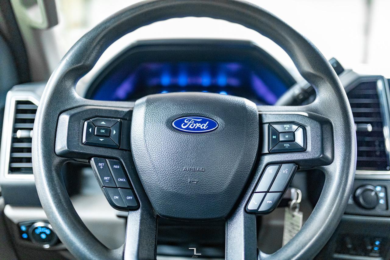 2022 Ford F-250 4x4 Reg Cab XLT PSeat BCam Red Deer AB