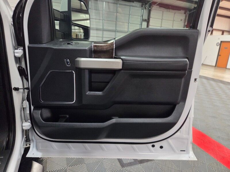 2022 Ford F-250 Lariat Ultimate 4WD 6.7L Diesel GPS Sunroof FREE WARRANTY Call (682)587-6288 Arlington TX