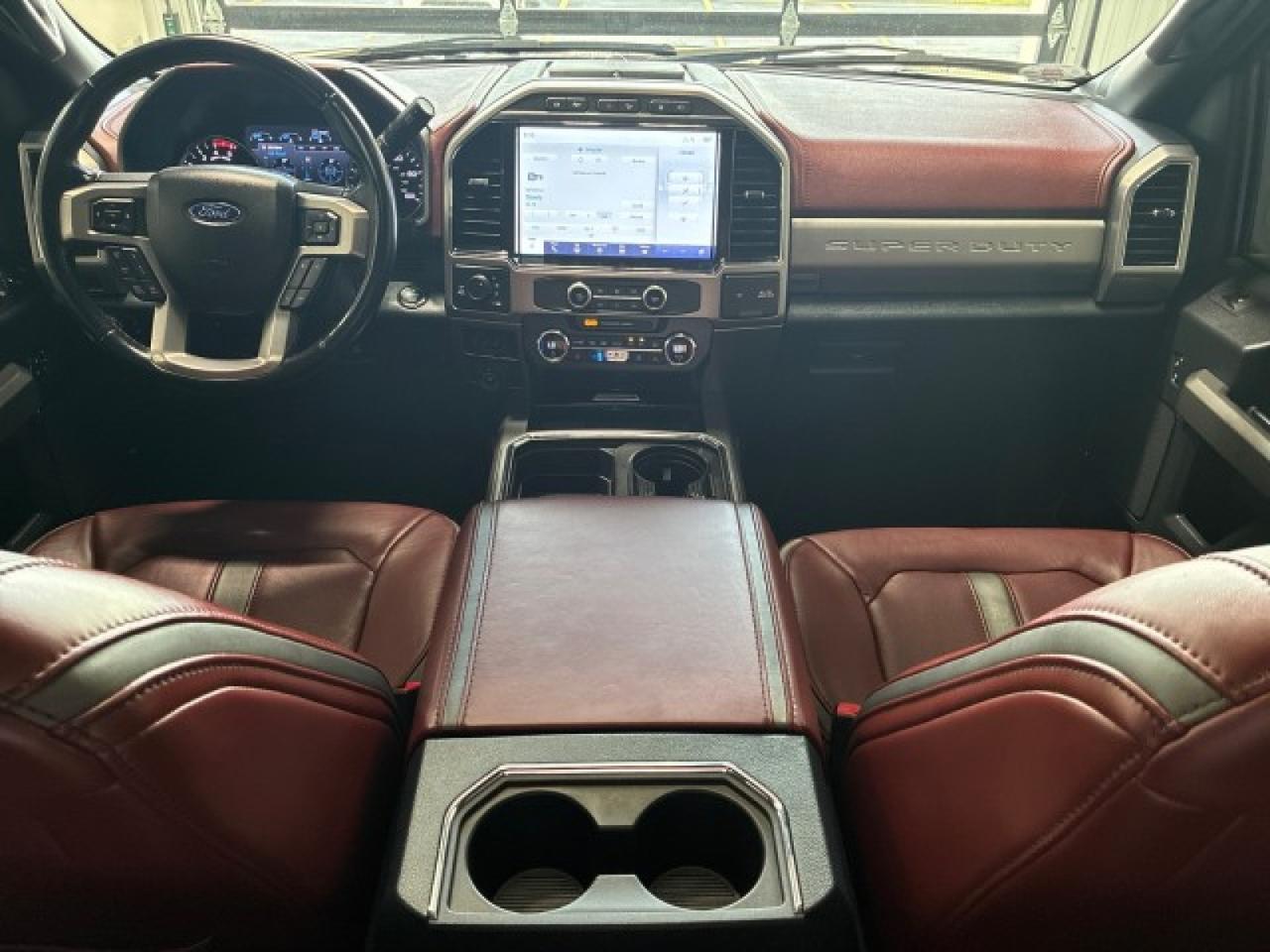 2022 Ford F-250 Platinum, Pano Roof, FX4 Houston TX