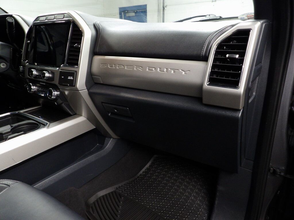 2022 Ford F-250 Super Duty 4x4 Crew Cab Lariat Fond du Lac WI