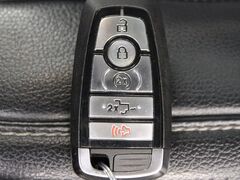 2022 Ford F-250 Super Duty 4x4 Crew Cab Lariat Fond du Lac WI