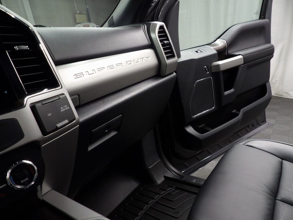 2022 Ford F-250 Super Duty 4x4 Crew Cab Lariat Fond du Lac WI