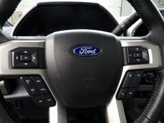 2022 Ford F-250 Super Duty 4x4 Crew Cab Lariat Fond du Lac WI