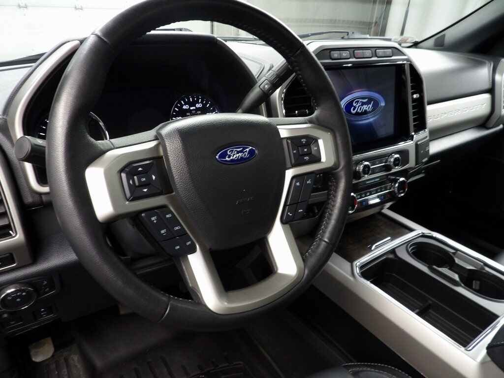2022 Ford F-250 Super Duty 4x4 Crew Cab Lariat Fond du Lac WI