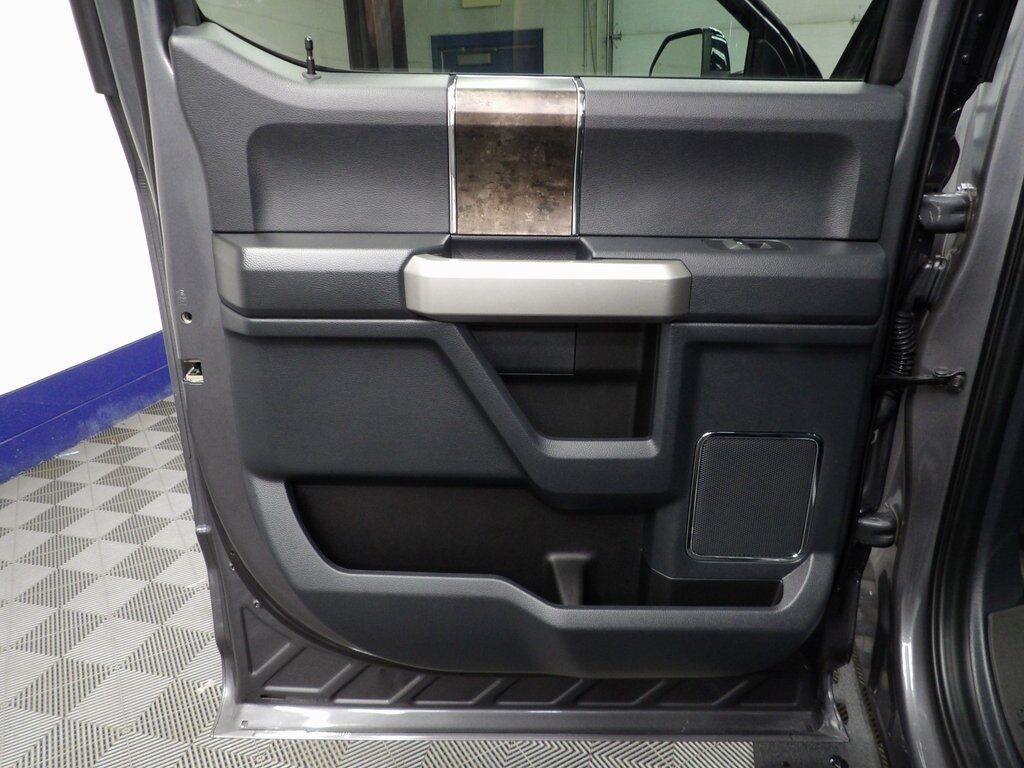 2022 Ford F-250 Super Duty 4x4 Crew Cab Lariat Fond du Lac WI