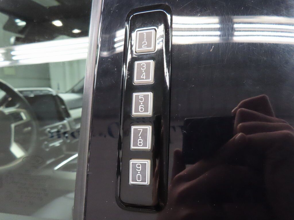 2022 Ford F-250 Super Duty 4x4 Crew Cab Lariat Fond du Lac WI