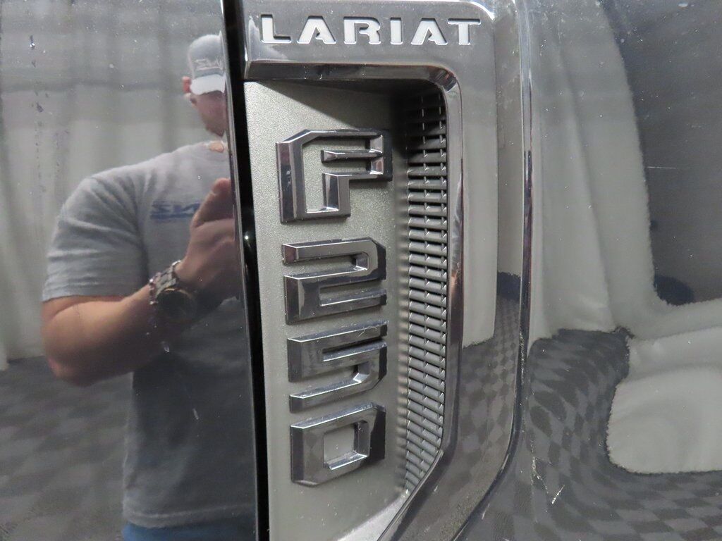 2022 Ford F-250 Super Duty 4x4 Crew Cab Lariat Fond du Lac WI