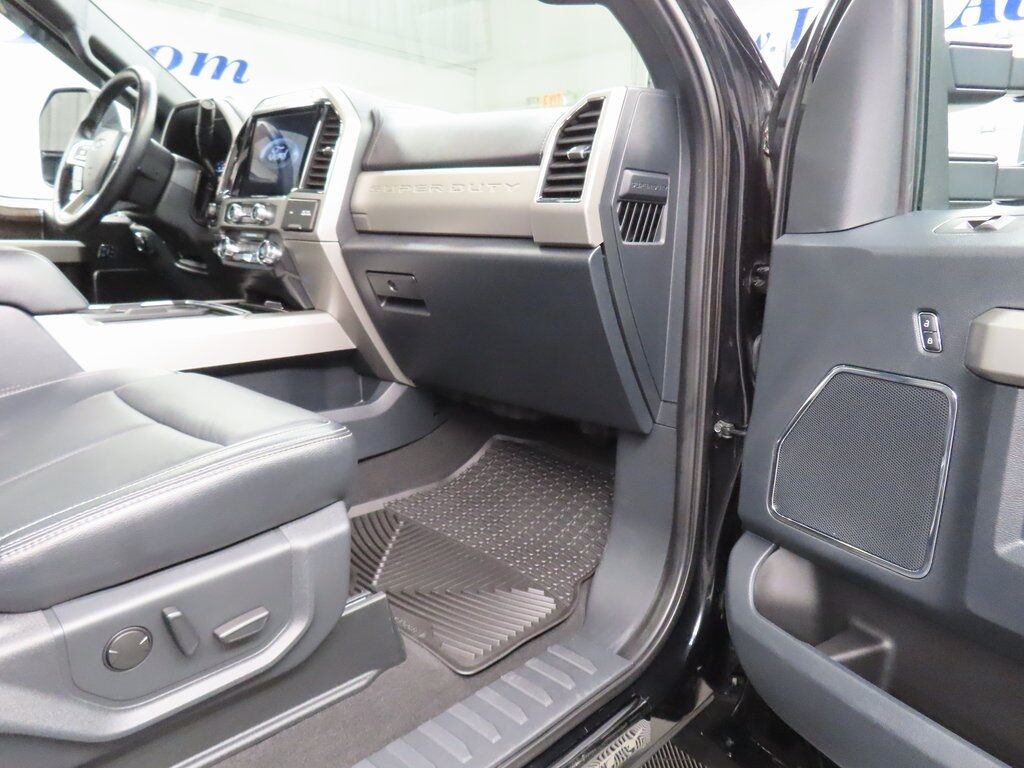 2022 Ford F-250 Super Duty 4x4 Crew Cab Lariat Fond du Lac WI