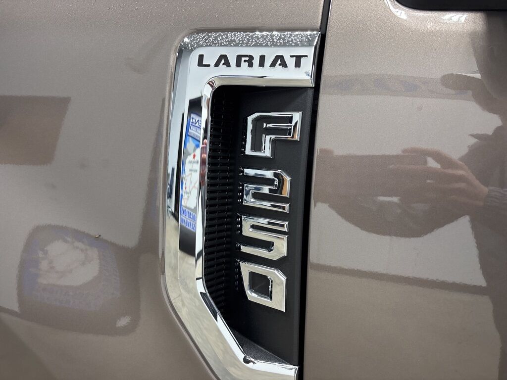 2022 Ford F-250 Super Duty 4x4 Crew Cab Lariat Minocqua WI