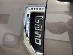 2022 Ford F-250 Super Duty 4x4 Crew Cab Lariat Fond du Lac WI