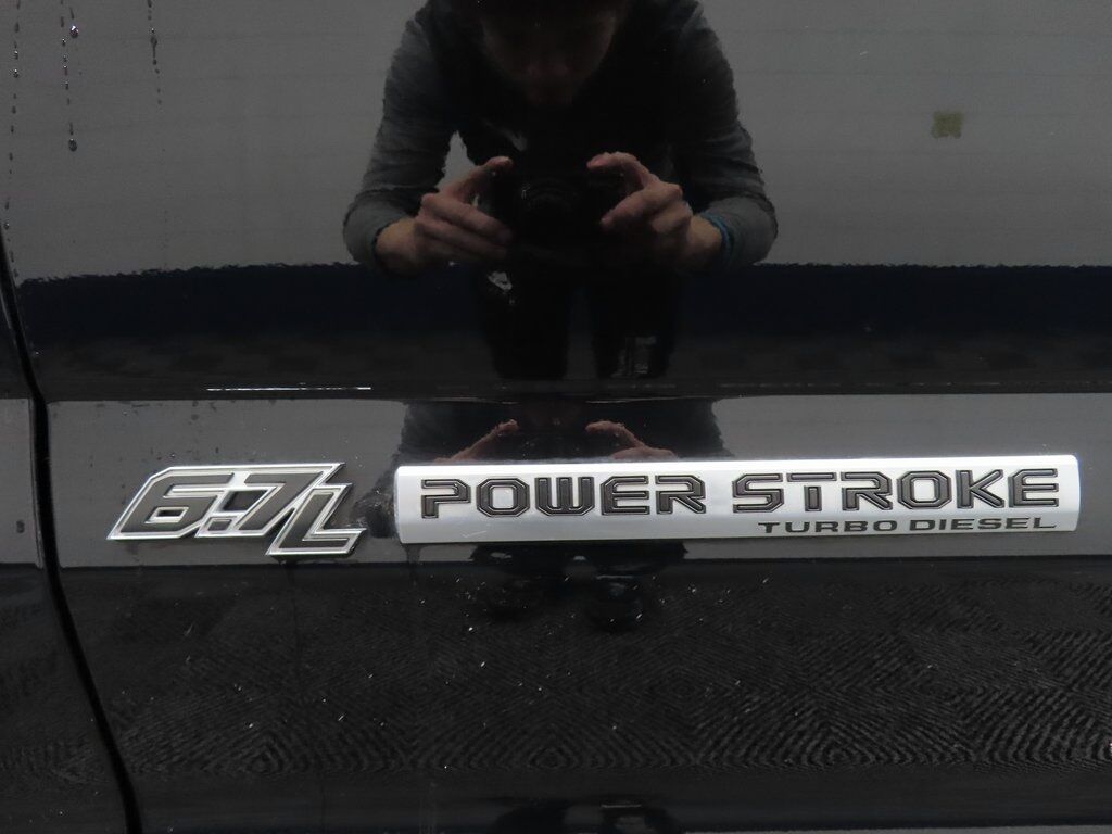 2022 Ford F-250 Super Duty 4x4 Crew Cab Platinum Fond du Lac WI