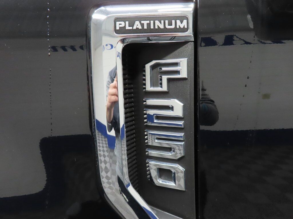 2022 Ford F-250 Super Duty 4x4 Crew Cab Platinum Fond du Lac WI