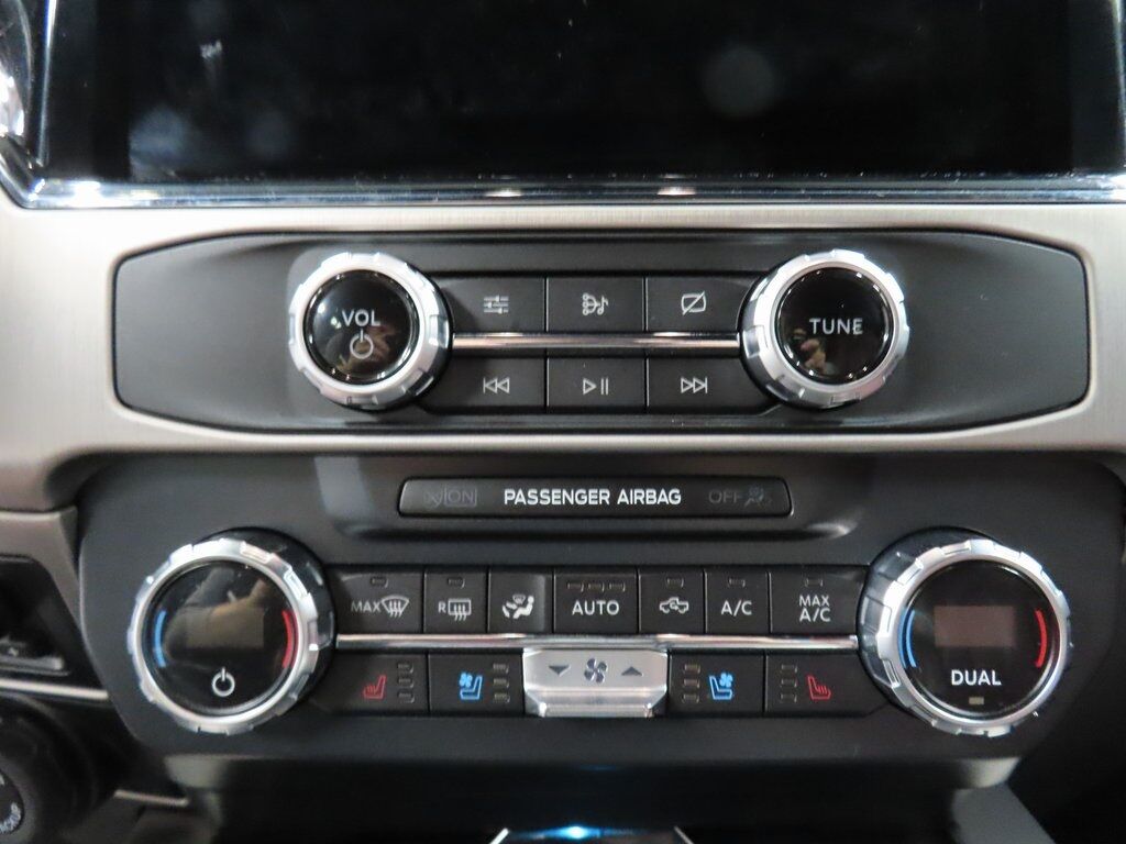 2022 Ford F-250 Super Duty 4x4 Crew Cab Platinum Fond du Lac WI