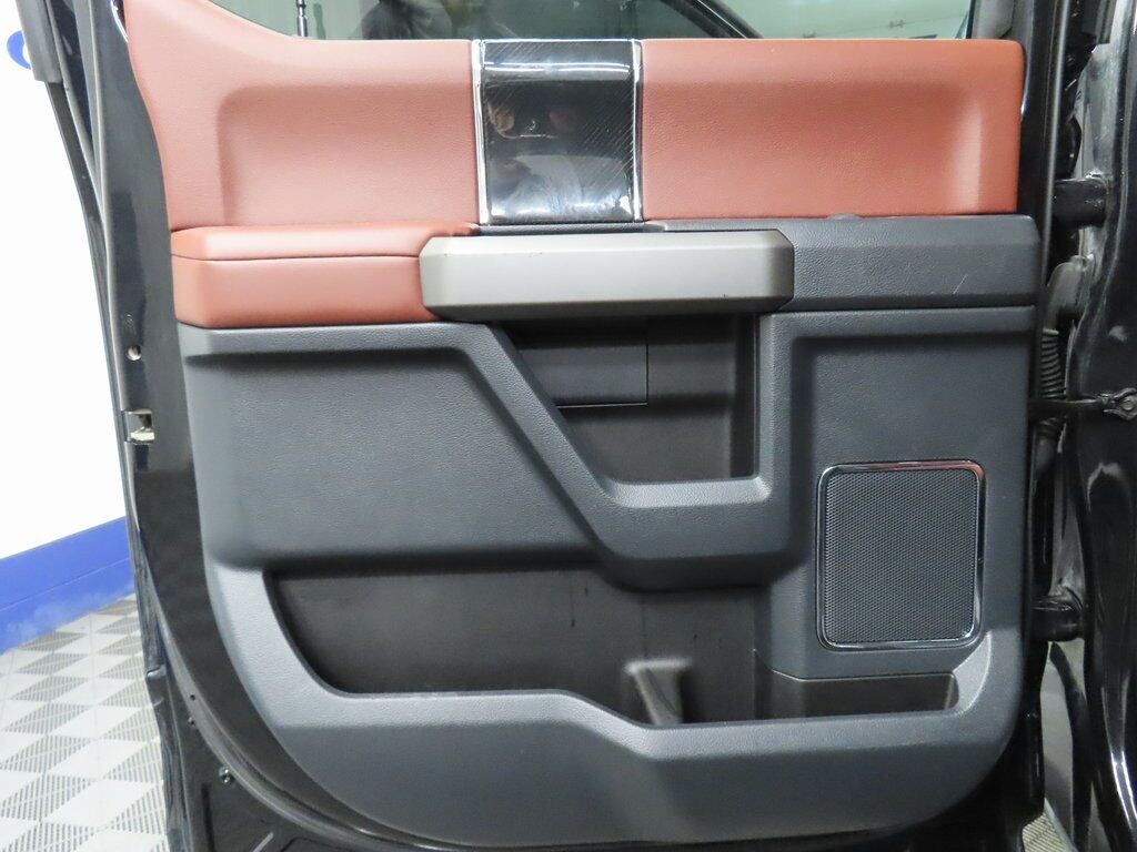 2022 Ford F-250 Super Duty 4x4 Crew Cab Platinum Fond du Lac WI