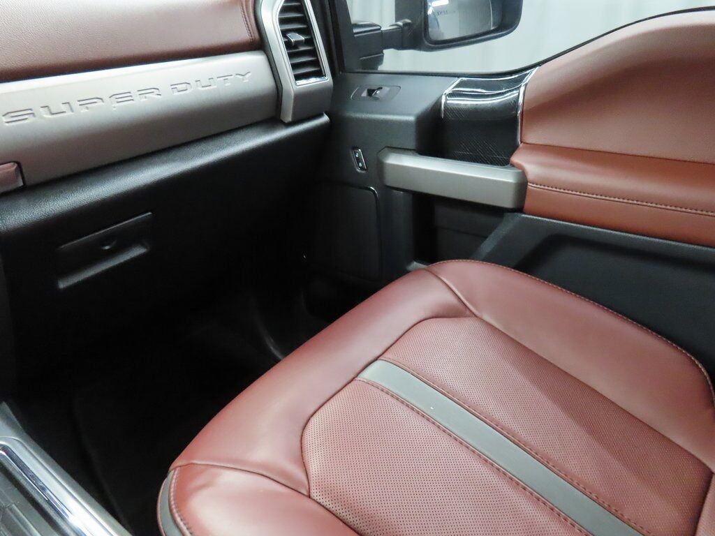 2022 Ford F-250 Super Duty 4x4 Crew Cab Platinum Fond du Lac WI