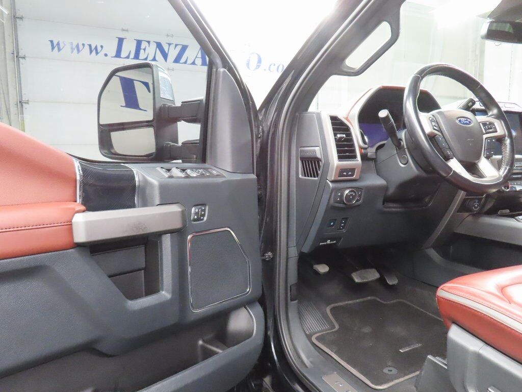 2022 Ford F-250 Super Duty 4x4 Crew Cab Platinum Fond du Lac WI