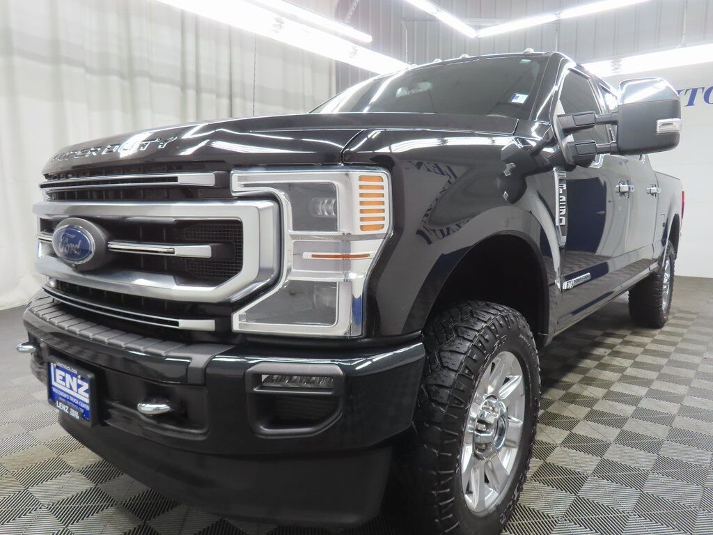 2022 Ford F-250 Super Duty 4x4 Crew Cab Platinum Fond du Lac WI