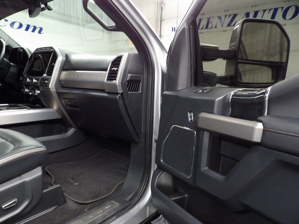 2022 Ford F-250 Super Duty 4x4 Crew Cab Platinum Fond du Lac WI
