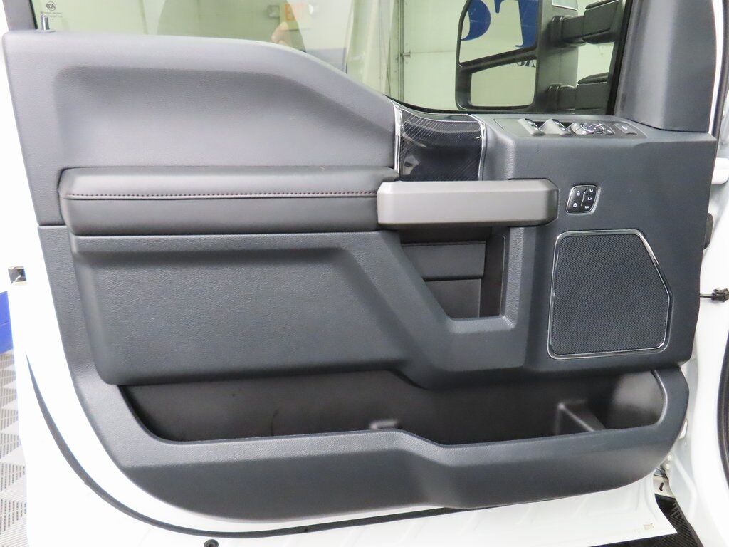 2022 Ford F-250 Super Duty 4x4 Crew Cab Platinum Fond du Lac WI