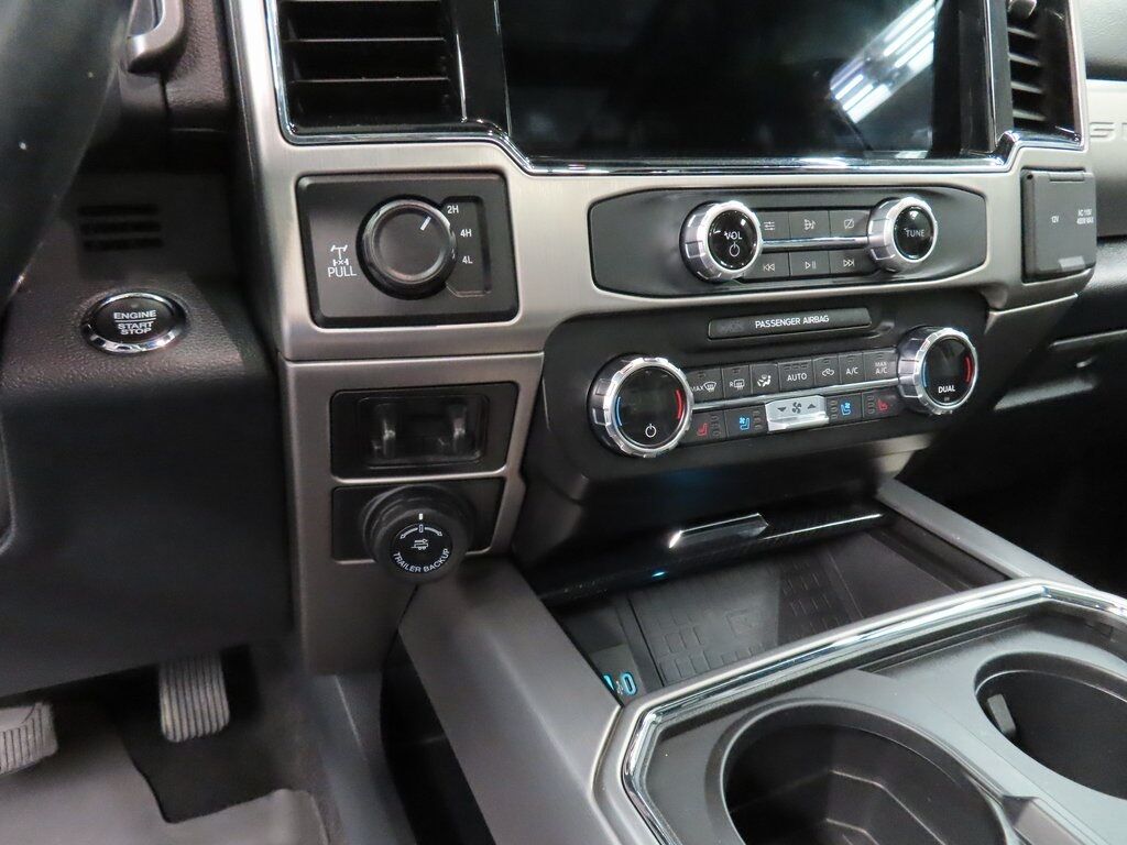 2022 Ford F-250 Super Duty 4x4 Crew Cab Platinum Fond du Lac WI