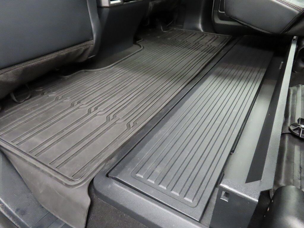 2022 Ford F-250 Super Duty 4x4 Crew Cab Platinum Fond du Lac WI