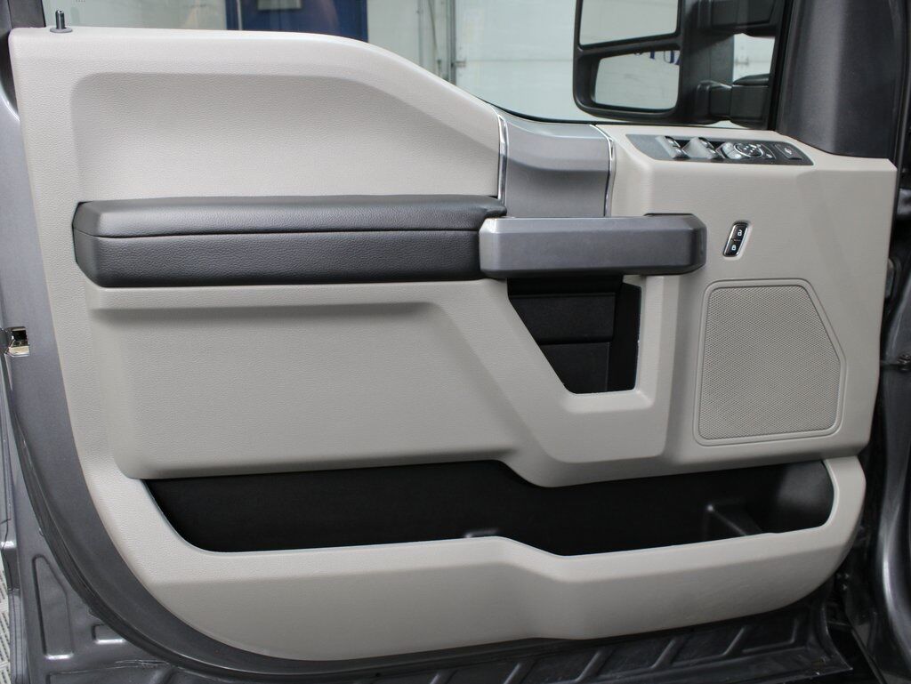 2022 Ford F-250 Super Duty 4x4 Crew Cab XLT Fond du Lac WI