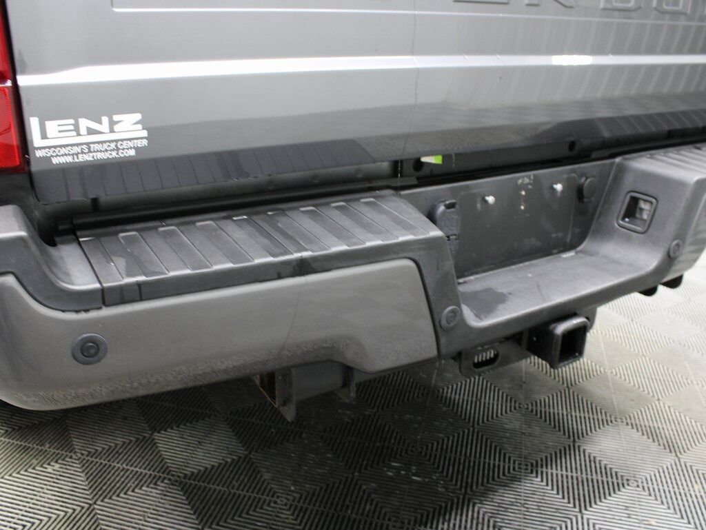 2022 Ford F-250 Super Duty 4x4 Crew Cab XLT Fond du Lac WI