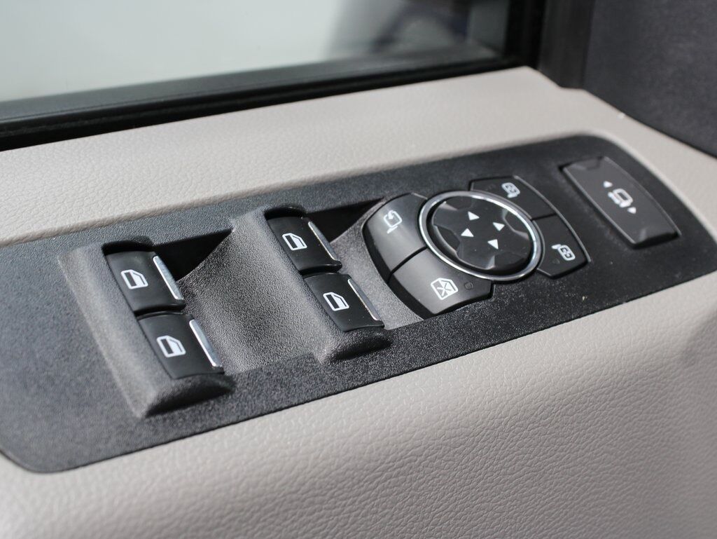 2022 Ford F-250 Super Duty 4x4 Crew Cab XLT Fond du Lac WI