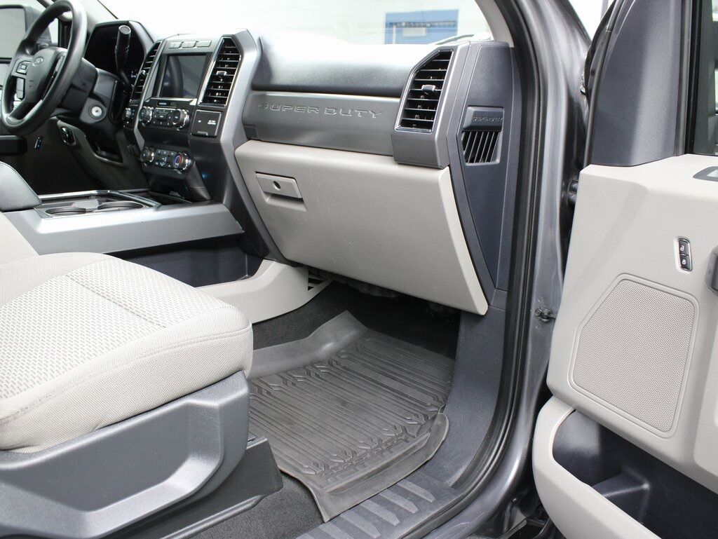 2022 Ford F-250 Super Duty 4x4 Crew Cab XLT Fond du Lac WI