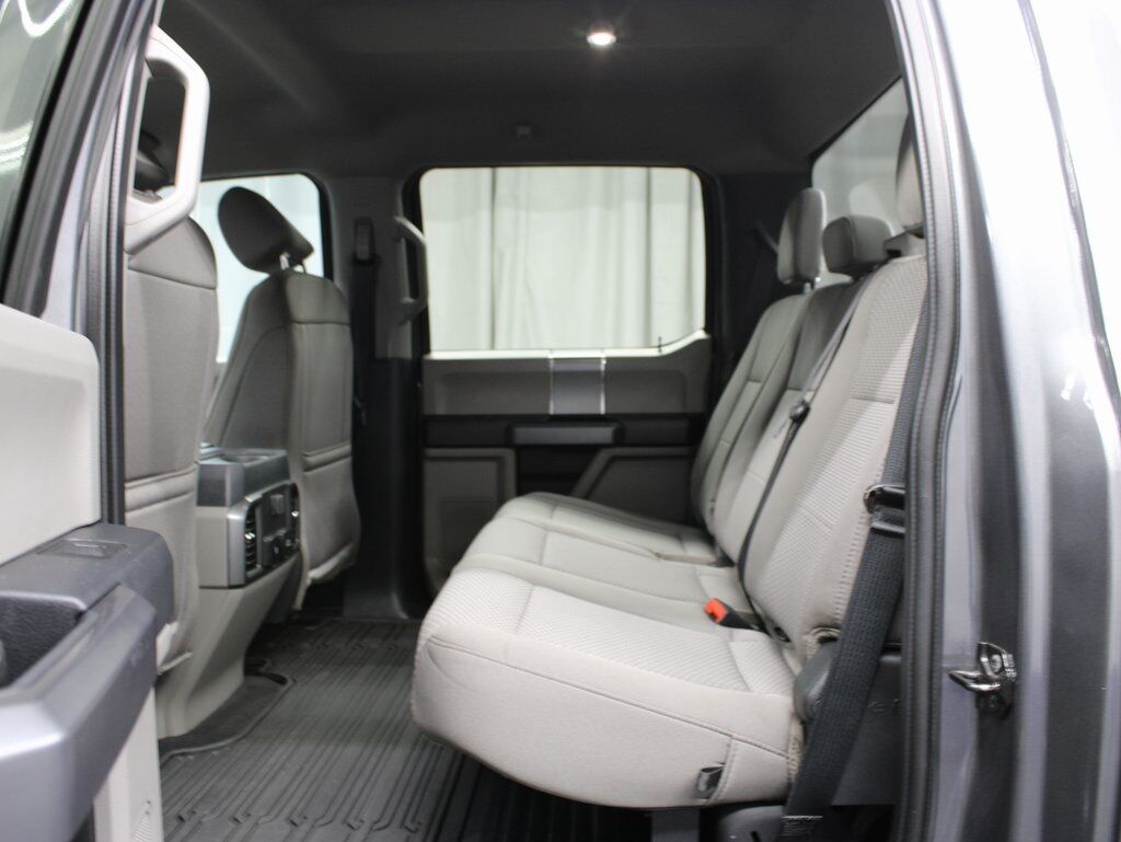 2022 Ford F-250 Super Duty 4x4 Crew Cab XLT Fond du Lac WI